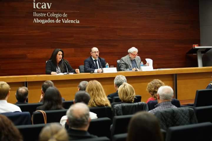 El mundo del derecho valenciano avanza en la lucha por la protección de los animales